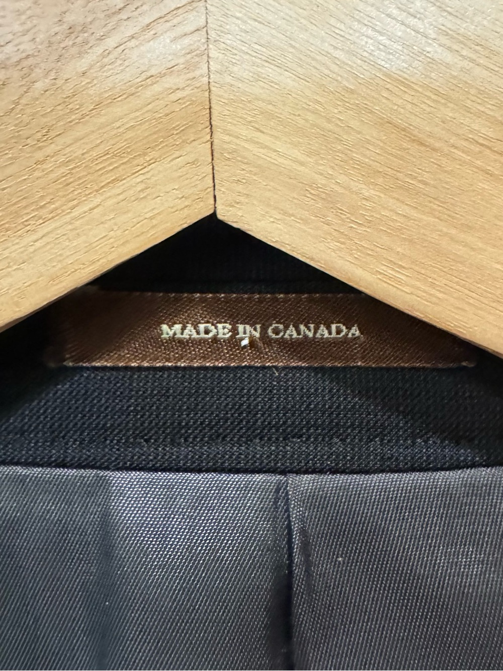NEW Peter Millar Navy Checkered Blazer 42R dual vented sport coat - Picture 3 of 15